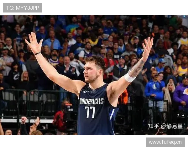 东契奇罚球后因抱怨领技术犯规